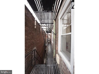 24 E Lancaster Ave unit 2ND FL, Ardmore, PA 19003 - photo 5