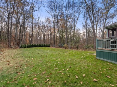 147 Hunting Ln, Sherborn, MA 01770 - photo 5