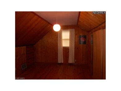 2522 E 38th St, Lorain, OH 44055 - photo 2