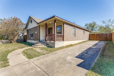 1732 Lawther Dr, River Oaks, TX 76114 - photo 2