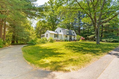 2314 Algonquin Rd, Schenectady, NY 12309 - photo 4