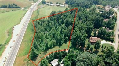 99999 Mountain Shadows Dr, Leicester, NC 28748 - photo 2