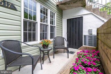 1517 Lowell Ct, Crofton, MD 21114 - photo 3