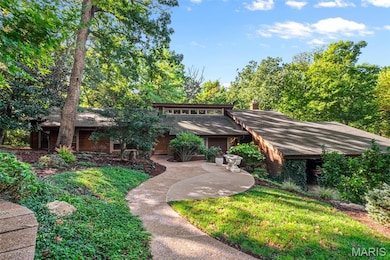 770 Straub Rd, Chesterfield, MO 63017 - photo 2