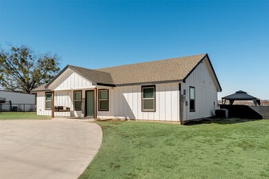 711 801c, Cleburne, TX 76031 - photo 6