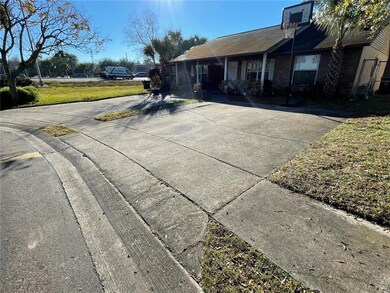 Off street parking for 5548