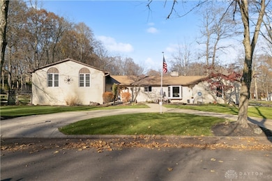 179 Honey Jane Dr, Beavercreek, OH 45434 - photo 2