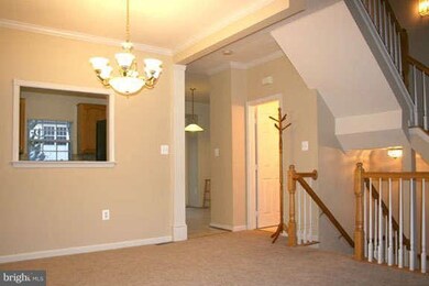 13185 Dashco Way, Herndon, VA 20171 - photo 2