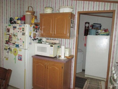 914 N Main St, Warren, IN 46792 - photo 6