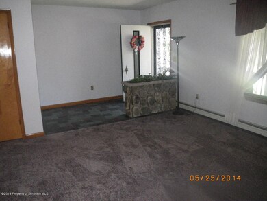 848 N Main Ave, Scranton, PA 18504 - photo 3
