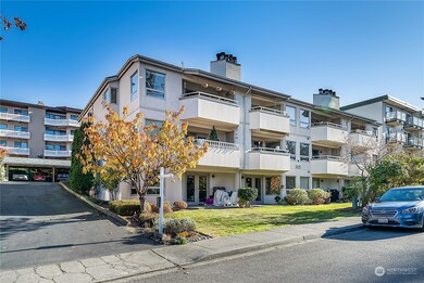 1115 4th Ave S unit 3C, Edmonds, WA 98020 - photo 2