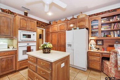 707 707 Timberwilde, Tyler, TX 75703 - photo 7