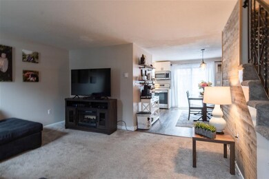 11 Fieldstone Dr, Londonderry, NH 03053 - photo 5