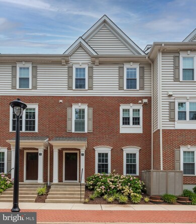 7 Village Square unit 10, Paoli, PA 19301 - photo 2