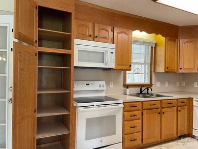 104 Ethel Ln, Statesville, NC 28625 - photo 5