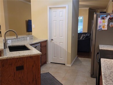 1109 Falco Concolor Dr, Norman, OK 73072 - photo 3