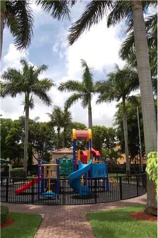 11273 NW 50th Terrace, Doral, FL 33178 - photo 5