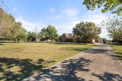 2420 Branch Creek Rd, Venus, TX 76084 - photo 3