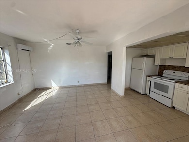 1427 NE 56th St unit 1-7, Fort Lauderdale, FL 33334 - photo 3