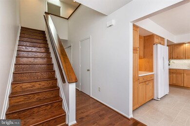 2225 Chapel Valley Ln, Lutherville Timonium, MD 21093 - photo 3