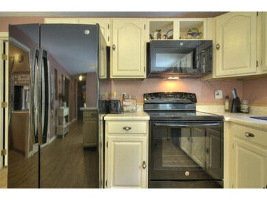 9 Woodcrest Dr, Hudson, NH 03051 - photo 7