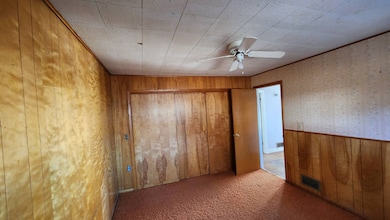 705 W Waverly St, Norton, KS 67654 - photo 6