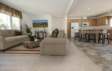 80 Crescent St unit 208-97-26-1, Plymouth, NH 03264 - photo 5