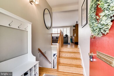 2930 Viewpoint Rd, Alexandria, VA 22314 - photo 4