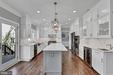 2012 Annies Way, Vienna, VA 22182 - photo 4