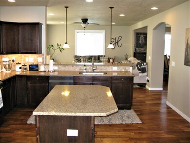 4190 SW Reservoir Dr, Redmond, OR 97756 - photo 6