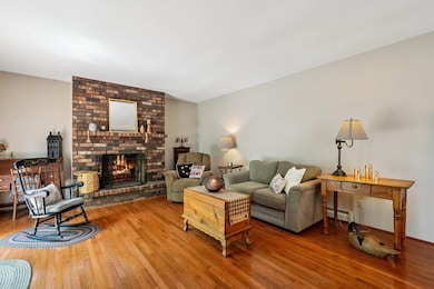 20-web-or-mls-W Observatory Rd-S0907-020