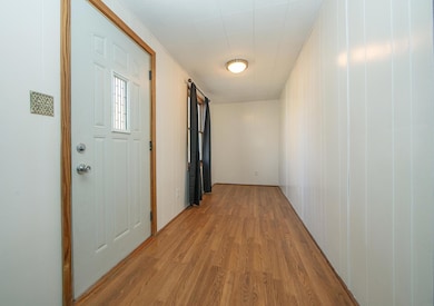 1612 Franklin St, Waterloo, IA 50703 - photo 3