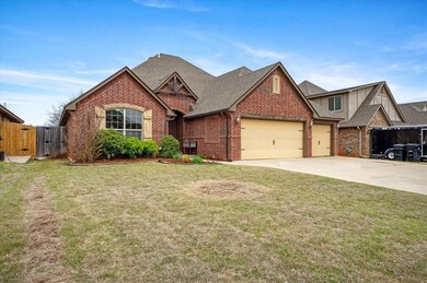625 NE 23rd St, Moore, OK 73160 - photo 3