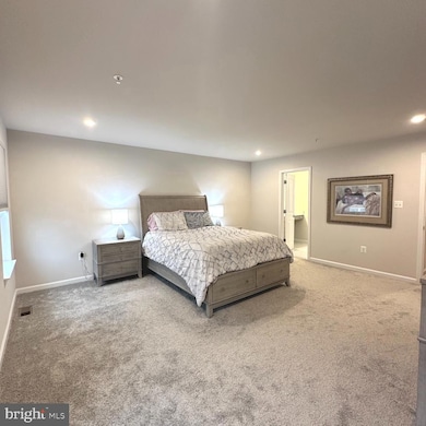 10540 Neil Armstrong Way, Lanham, MD 20706 - photo 7