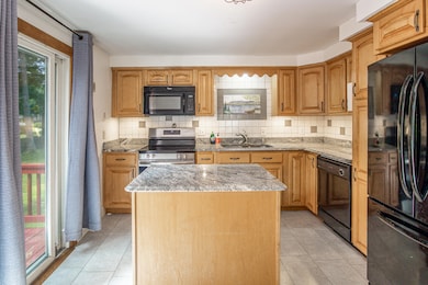 1 Chestnut Ave, Windham, ME 04062 - photo 4