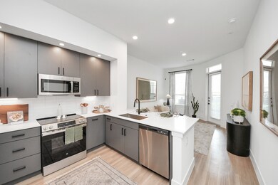 15635 Memorial Dr unit 168, Houston, TX 77079 - photo 4