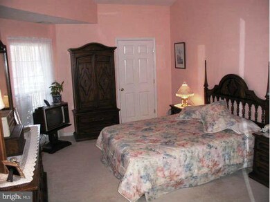 2504 Catoctin Ct unit 3B, Frederick, MD 21702 - photo 3