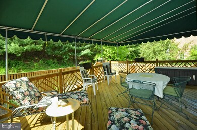 11924 Thurloe Dr, Lutherville Timonium, MD 21093 - photo 4