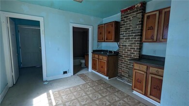 2326 Lapeyrouse St, New Orleans, LA 70119 - photo 4