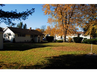 1044 Clay St, Manchester, NH 03103 - photo 4