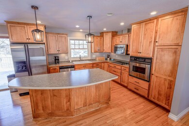 1314 Ridgeway Dr, Alexandria, MN 56308 - photo 4