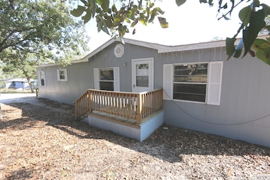 221 Lost Trail Dr, La Vernia, TX 78121 - photo 3