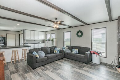 310 Stanley Ln, Poolville, TX 76487 - photo 5