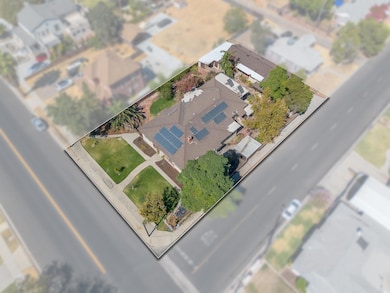 1301 N Douty St, Hanford, CA 93230 - photo 2