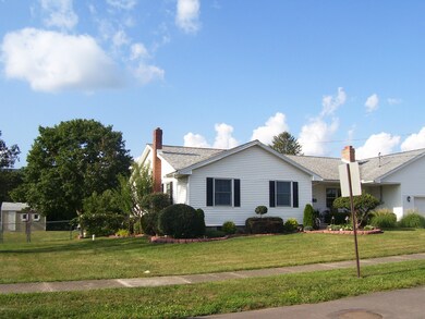 1261 E 6th St, Berwick, PA 18603 - photo 2