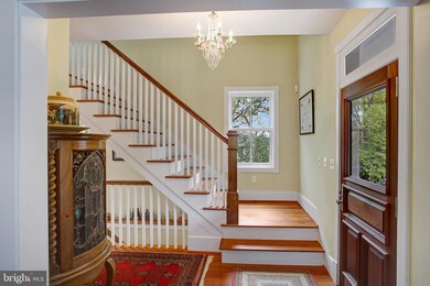 105 N 28th St, Purcellville, VA 20132 - photo 6