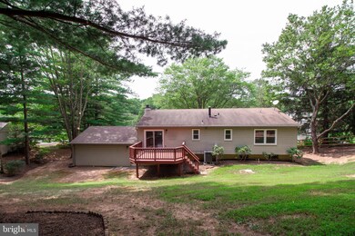 1805 Cranberry Ln, Reston, VA 20191 - photo 5