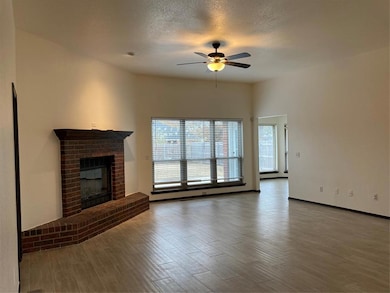 405 Rhoades Ct, Norman, OK 73072 - photo 5