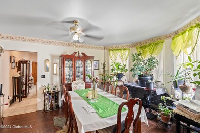 829 Stanley St, Schenectady, NY 12307 - photo 5