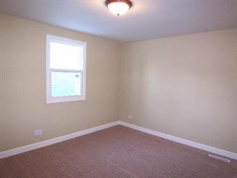 108 Pueblo Rd, Carpentersville, IL 60110 - photo 4